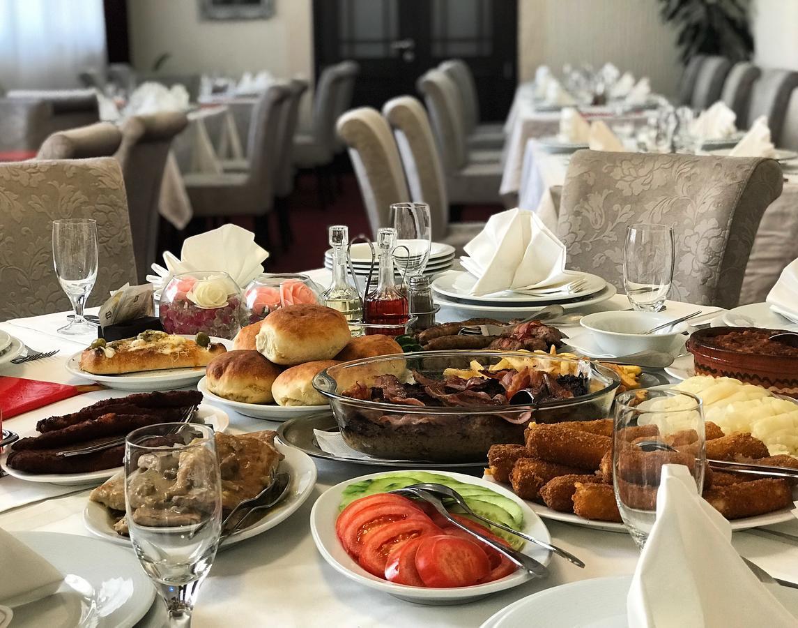 Golden Inn Hotel Majdanpek エクステリア 写真